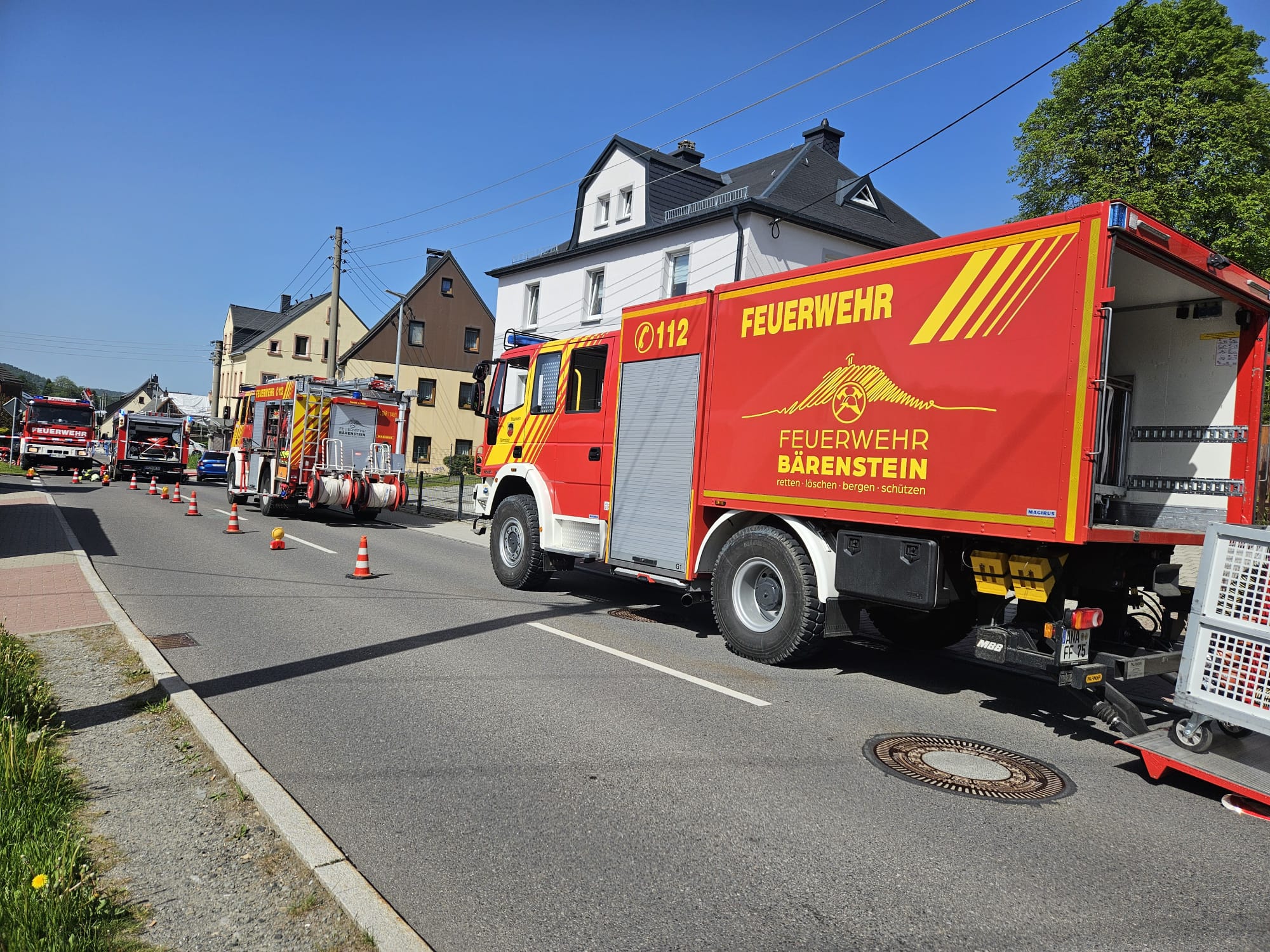 Einsatzfoto Brand Groß - Dachstuhl Einfamilienhaus
