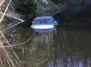 PKW schwimmt_5